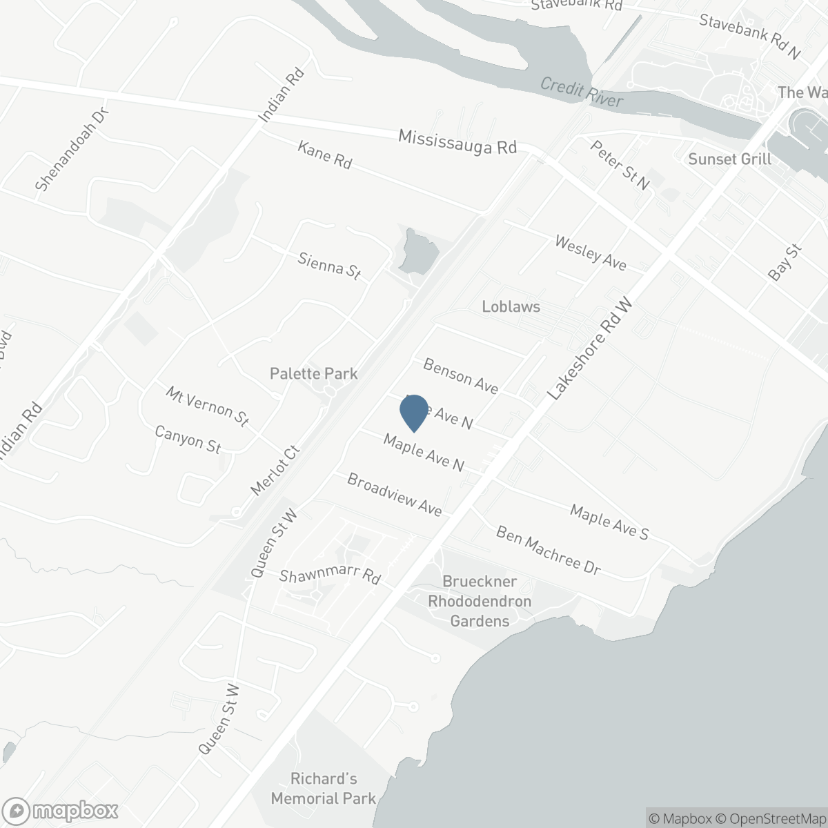 32 PINE AVENUE N, Mississauga, Ontario L5H 2P8